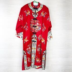 Lily Vintage Chinese Embroidered Button Closure Robe
